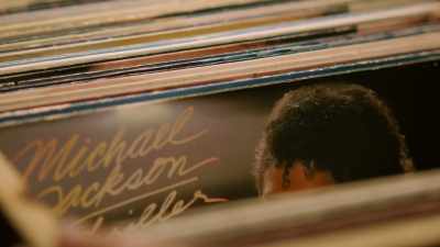 And it feels fresh
and it feels like a '70s - Music Box: Yacht Rock: A DOCKumentary