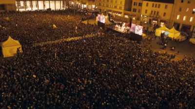 And finally
20,000 people came... - Stanley Tucci: Searching for Italy