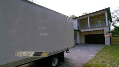 And finally,
it's move-in day for Henry. - Zombie House Flipping