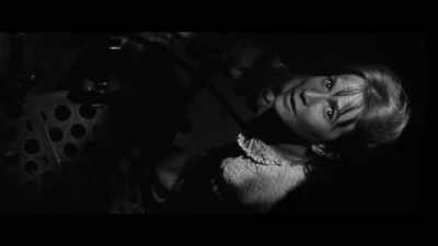 And finally,
she's going up this rattly, - Eli Roth's History of Horror