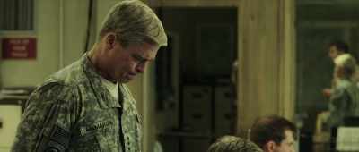 And first and second platoons,
they're pinned down, - War Machine