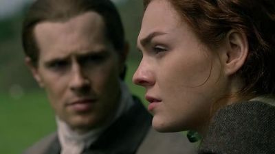 And Forbes
is about to propose. - Outlander