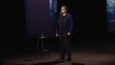 And that foxglove forms part
of a medication - Hannah Gadsby: Nanette