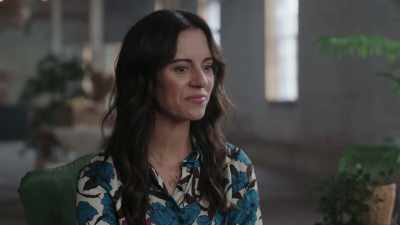 And, Gabby, how are
you gonna make sure - Romance with a Twist