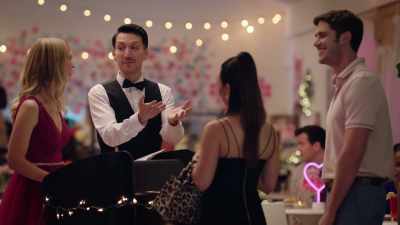 And his girlfriend,
Kim Hijikata. - The Proposal Spot