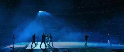And... go all the way around. - BTS: Permission to Dance on Stage - LA