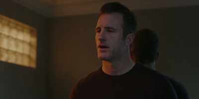 - And you hated her for that?
- Hated her? I loved her. - Alert: Missing Persons Unit