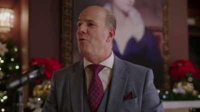 And we have a winner. - Unwrapping Christmas: Olivia's Reunion