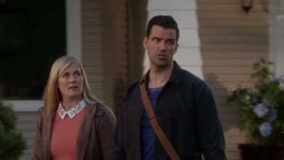 And we have to check out
Hydrangea Man next. - Chronicle Mysteries: The Deep End