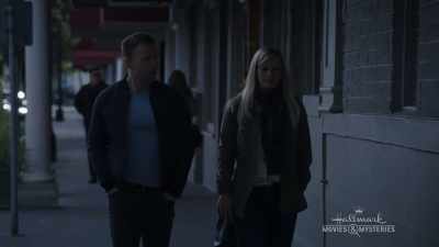 And he is definitely obsessed
with your case. - Chronicle Mysteries: The Wrong Man