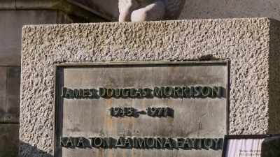 And he'll get a plot
in père lachaise - Searching for Secrets