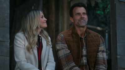 And Henry taught me everything
there is to know - Home Sweet Christmas