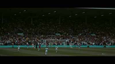 And here comes Klich,
Klich moving in off the left side, - Take Us Home: Leeds United