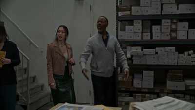 And here we have our
shipping department. - Dying for Fame