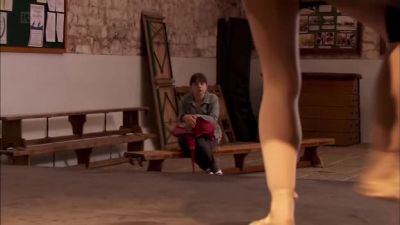 And here, neat feet, pull up.
Up, up, up, up. - Midsomer Murders