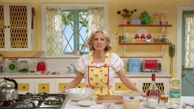 And here to teach us
how to make it - At Home with Amy Sedaris