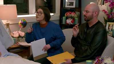 And he's talking to the detective, - Prank Encounters