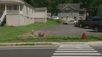 And he hid her body in her bedroom
until everyone left. - Killers: Caught on Camera