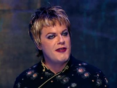 And Hitler ended up in a ditch - Eddie Izzard: Dress to Kill