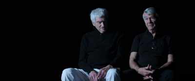 And hits John hurt on
the... on the old visage. - Memory: The Origins of Alien