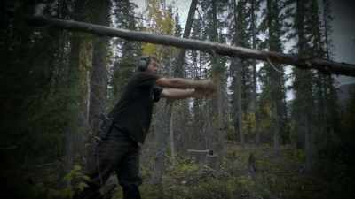 And my hope is that I can
just go take a tow strap and - Life Below Zero: Next Generation