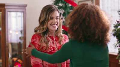 And how could
they not notice - Christmas Love Letter