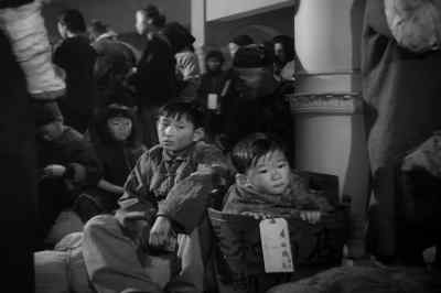 And how many others
are there like these? - Mission to Moscow