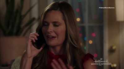 And I am playing
Erlinda Scrooge. - Christmas Encore
