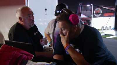 And I can put three
and let it push it to it. - Street Outlaws No Prep Kings Team Attack