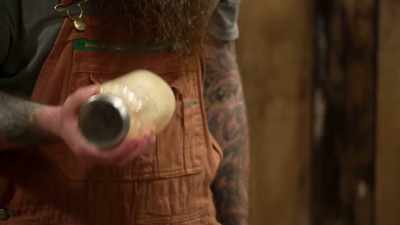 And I can't judge it
by the bead now - Moonshiners: Master Distiller