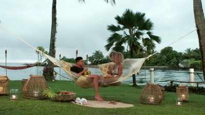 AND I CAN'T REALLY IMAGINE DOING
THAT WHOLE LONG DISTANCE THING. - Love Island