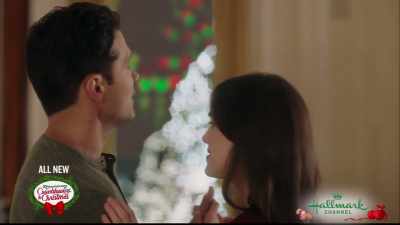 And so I come here every year
on Christmas Eve, - Christmas at the Plaza