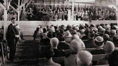 And I decided I wanted to
go back the next night - Billy Graham: An Extraordinary Journey