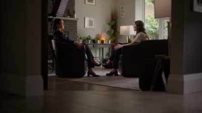 And, I don't know, maybe, maybe she did try to tell me, - Twisted Neighbor