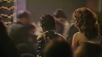♪ And I feel on fire ♪ - Thriller 40