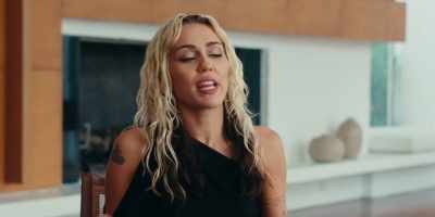 And I feel that the greatest records
that I've been able to make - Miley Cyrus - Endless Summer Vacation (Backyard Sessions)