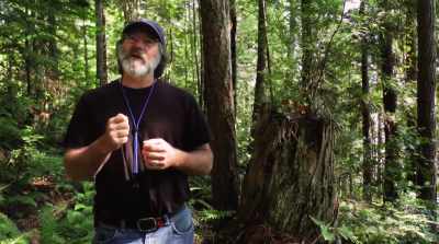 And so I gave this book
to my friend Ryan Snyder. - Fantastic Fungi