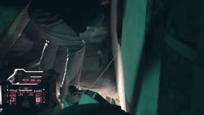  And I got her
 wrapped up in the blanket, - Phrogging: Hider in My House