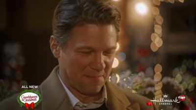 And I have fallen
completely in love with you. - Good Morning Christmas!