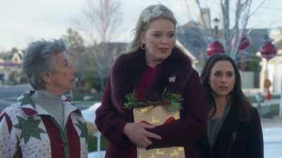 And I have just one
question for you. - Haul Out the Holly: Lit Up