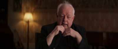 And I heard the
cameraman clapping, - The Ghost of Richard Harris