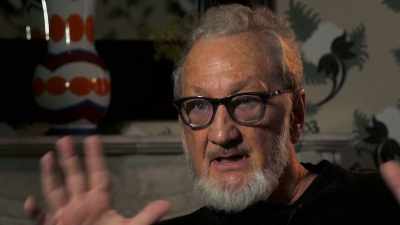 And I... it was so dim that
I put on my reading glasses. - Hollywood Dreams & Nightmares: The Robert Englund Story