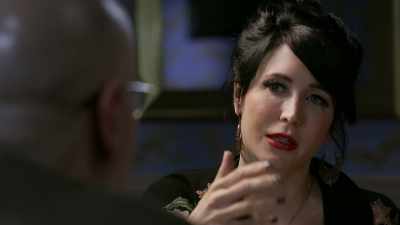 And I kept seeing,
clairvoyantly, - The Holzer Files