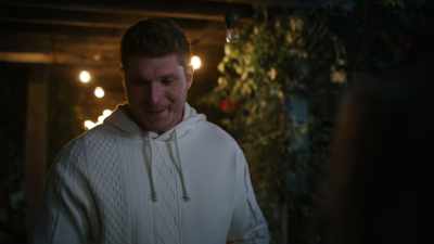 And I know it's just
supposed to be fun, and... - Christmas in the Spotlight