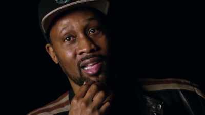 And I was like,
"S... that's it right there." - Wu-Tang Clan: Of Mics and Men