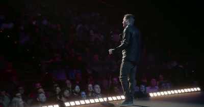 And I was like this... [laughs] - Jim Jefferies: Freedumb