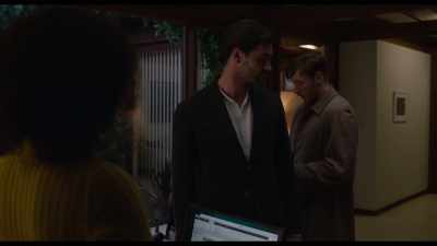 And if I need to see Dr. Ferguson
between them, - Behind Her Eyes
