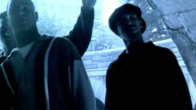 ♪ And I never should have
let you go ♪ - Death by Fame