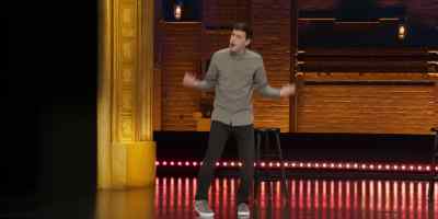 And as I open up
my ring box to propose, - Alex Edelman: Just for Us