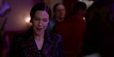 And when I put my
hand down there... - Single Drunk Female